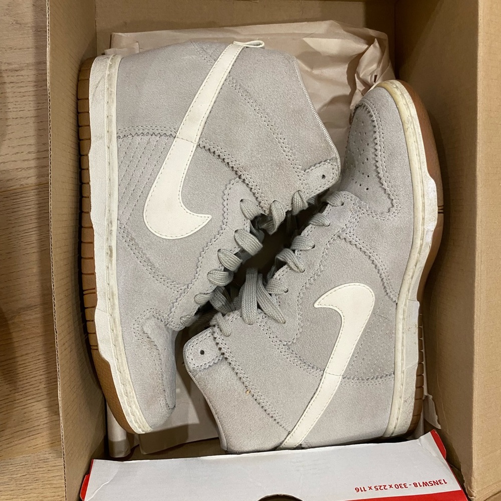 Nike Sneaker Wedge